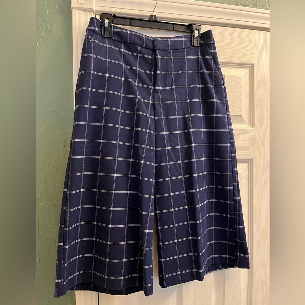 Old Navy size 8 culotte style pants